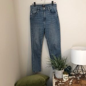 SOLD Urban Outfitters BDG High-Rise Jean